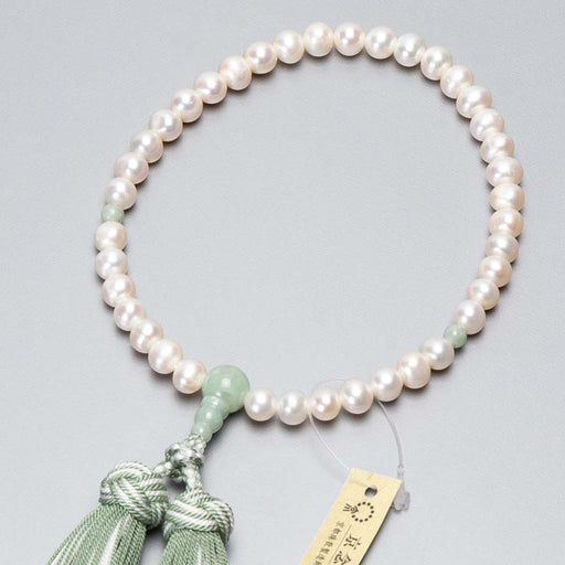 数珠 女性用 淡水真珠7mm玉 ビルマ翡翠仕立 上結かがり房