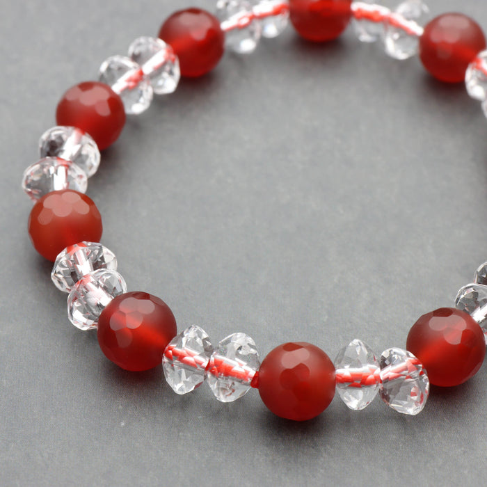 腕輪 ブレス 赤瑪瑙8mm雫切子・水晶スターシェイプ コンビ仕立 桐箱入