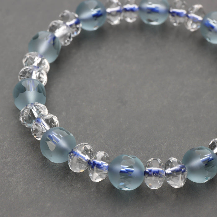 腕輪 ブレス アクアクォーツ8mm雫切子・水晶スターシェイプコンビ