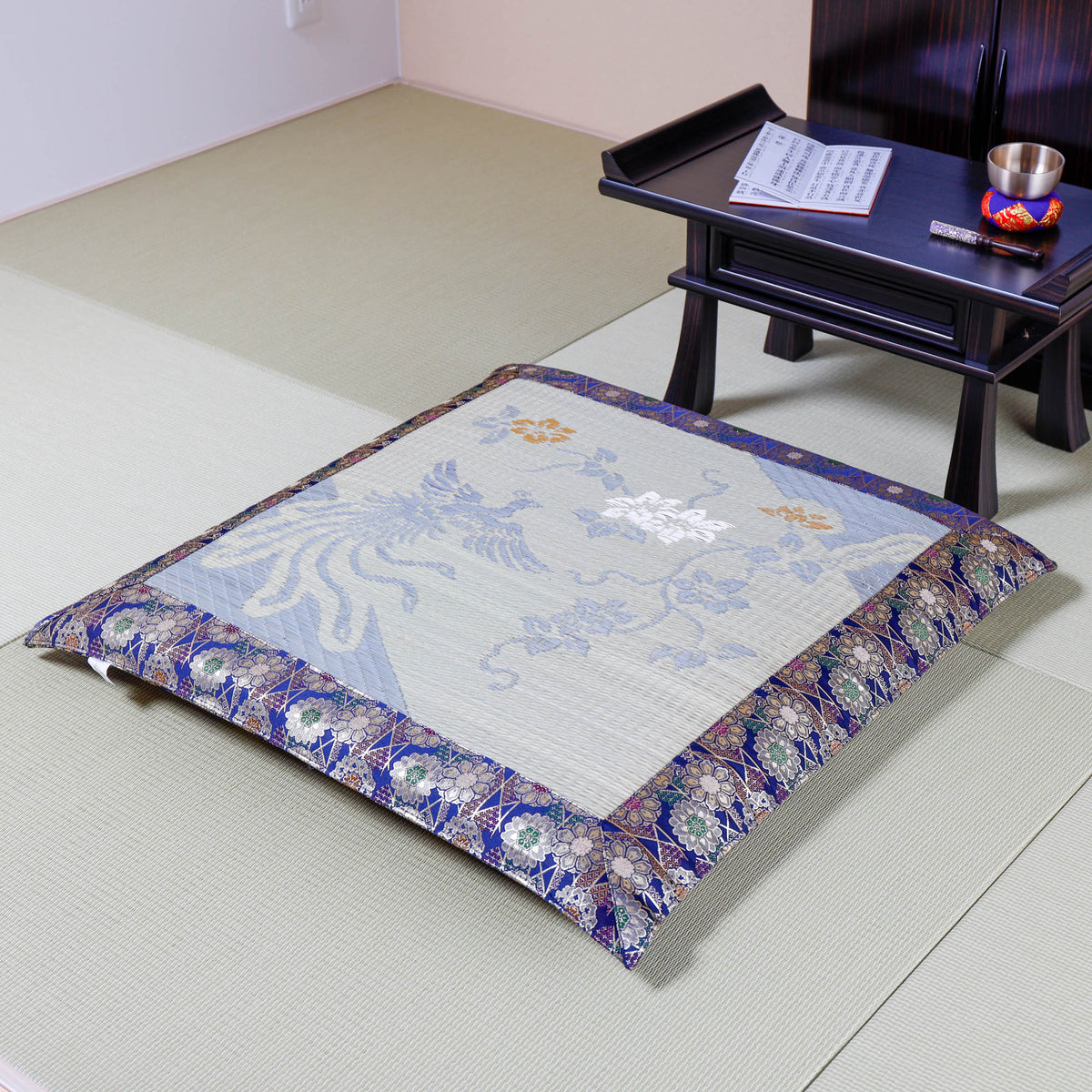 導師座布団 い草座布団 (圧縮タイプ)70cm 花喰鳳凰 — 仏壇・仏具専門店