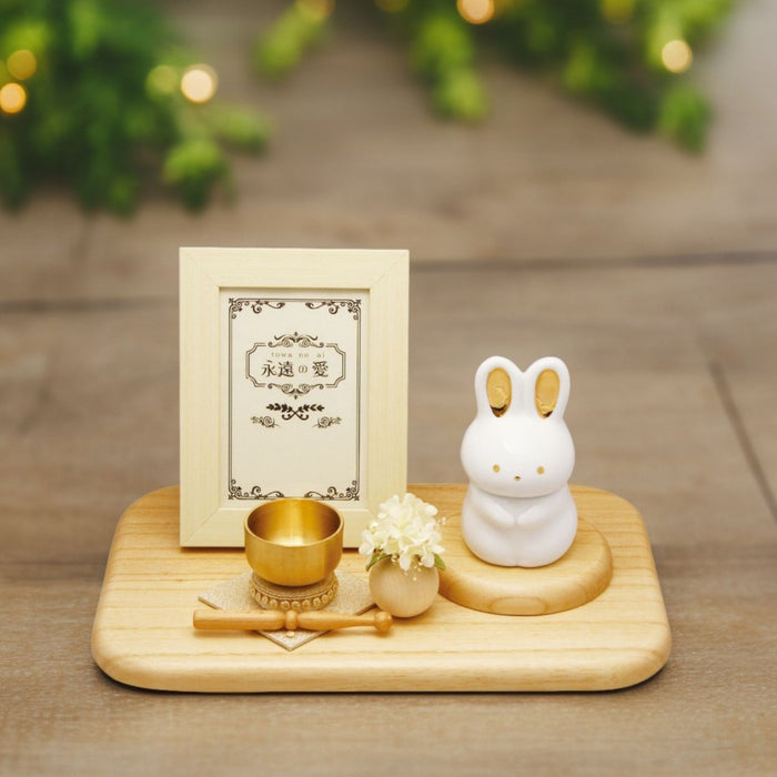 ペットメモリアルセット「永遠の愛」7点セット 陶器製 骨壺 猫 犬 うさぎ コンパクト 仏具 写真立て 花飾り おりんセット ステージ 手元供養 祭壇 国産 ペット仏壇 5点セット（供養台・おりん・写真立て・花飾り・ミニ骨壺