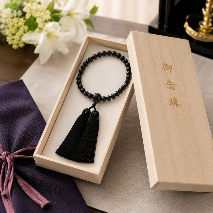 数珠 女性用 天然ジェット 8mm 共仕立 桐箱入り 正絹房 — 仏壇・仏具