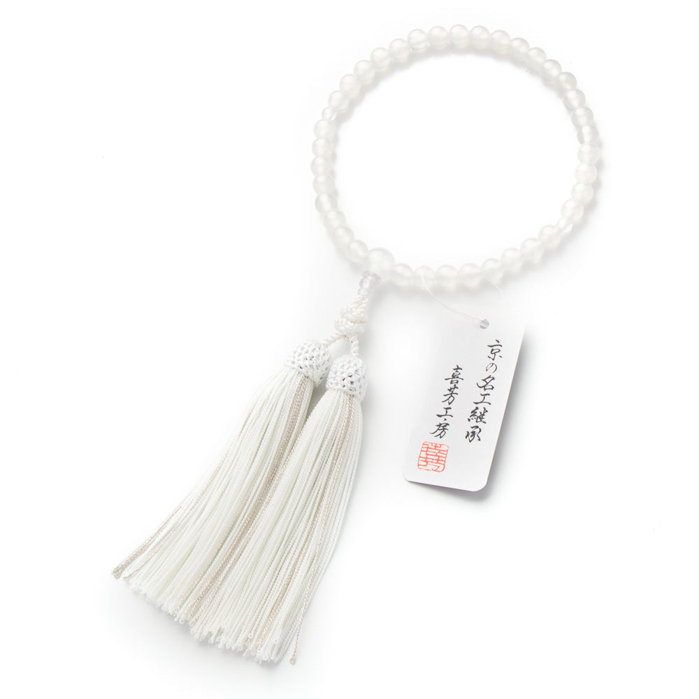 数珠 女性用 白瑪瑙7mm 共・上仕立 正絹蛍房 — 仏壇・仏具専門店
